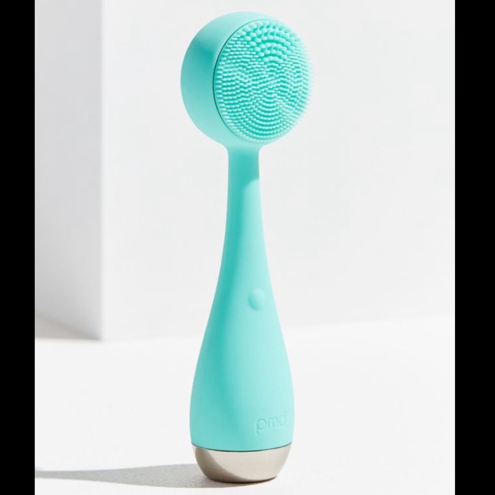 PMD Clean Facial Cleansing Tool